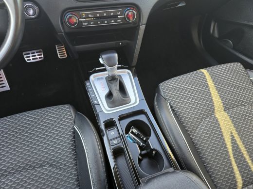 Kia XCeed 1.6 GDi PHEV DynamicPlusLine - 105 Pk - Euro 6 - ParkeerCamera - Navi ActivLease financial lease