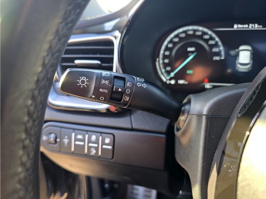 Kia XCeed 1.6 GDi PHEV DynamicPlusLine - 105 Pk - Euro 6 - ParkeerCamera - Navi ActivLease financial lease