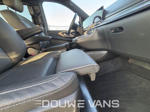 Mercedes-Benz EQV L2 Luchtvering Memory 7 Persoons Leder LED AMG Sidebars ActivLease financial lease
