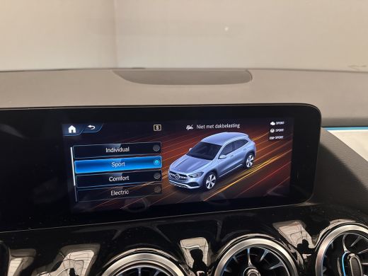Mercedes-Benz GLA 250 e Business Solution AMG Limited Widescreen | Panorama Dak | Elek. Stoelen met Geheugen | Alca... ActivLease financial lease