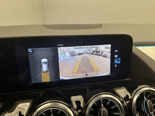 Mercedes-Benz GLA 250 e Business Solution AMG Limited Widescreen | Panorama Dak | Elek. Stoelen met Geheugen | Alca... ActivLease financial lease