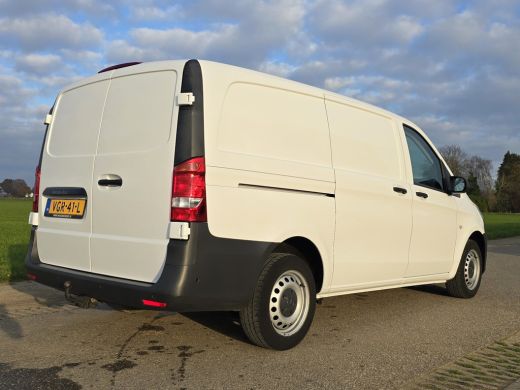 Mercedes-Benz Vito 114 CDI L2 H1 140 Pk - Euro 6 - Airco - Cruise Control ActivLease financial lease