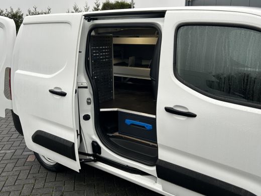 Opel Combo 1.5D 102 PK / L2H1 / 81.776 KM !! / 1e EIG. / SORTIMO INRICHTING / AIRCO / CRUISE / NAVI / APPLE ... ActivLease financial lease