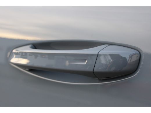 Opel Grandland GS | Draadloze telefoonlader (Inductie) | Elektronische klimaatregeling met twee zones | LED dagr... ActivLease financial lease