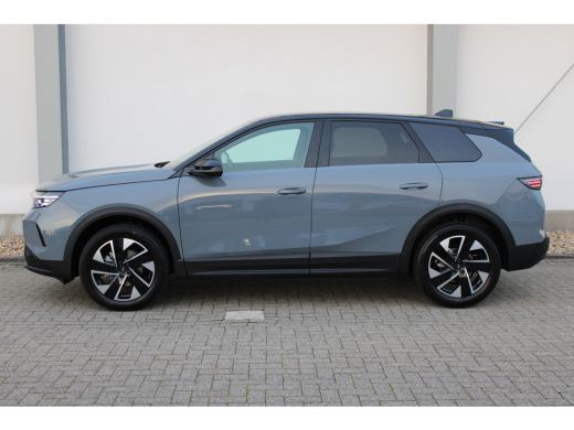 Opel Grandland GS | Draadloze telefoonlader (Inductie) | Elektronische klimaatregeling met twee zones | LED dagr... ActivLease financial lease