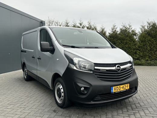 Opel Vivaro 1.6 CDTI 126 PK / L1H1 / 1e EIG. / TREKHAAK / ACHTERKLEP / AIRCO / CRUISE / NAVI / CAMERA / BLUET... ActivLease financial lease