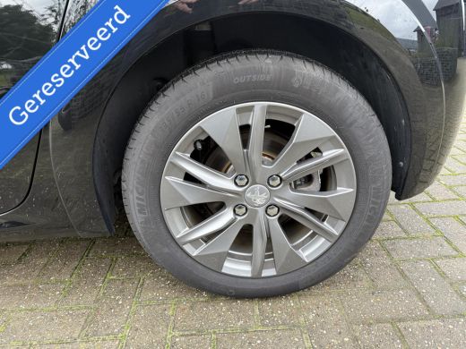 Peugeot e-208 EV Active Pack 50 kWh SOH 95% Navi.Led.Cruise ActivLease financial lease