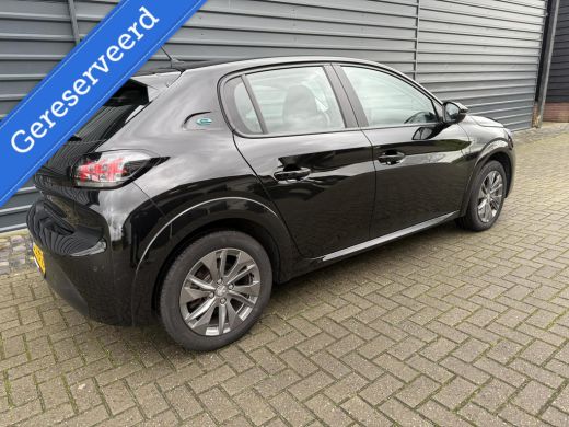 Peugeot e-208 EV Active Pack 50 kWh SOH 95% Navi.Led.Cruise ActivLease financial lease