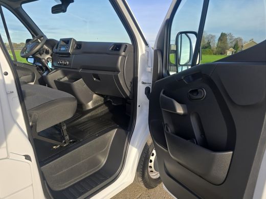 Renault Master T35 2.3 dCi L2 H2 - 150 Pk - Euro 6 - Airco - Cruise Control ActivLease financial lease