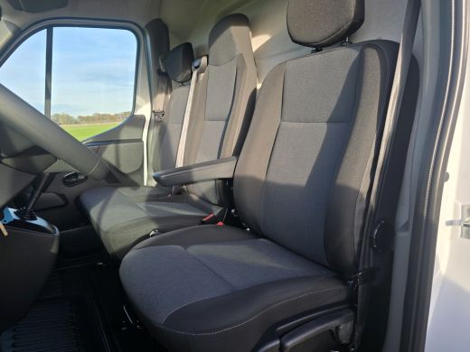 Renault Master T35 2.3 dCi L2 H2 - 150 Pk - Euro 6 - Airco - Cruise Control ActivLease financial lease