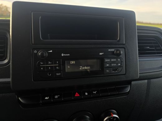 Renault Master T35 2.3 dCi L2 H2 - 150 Pk - Euro 6 - Airco - Cruise Control ActivLease financial lease