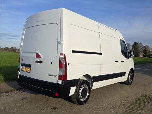 Renault Master T35 2.3 dCi L2 H2 - 150 Pk - Euro 6 - Airco - Cruise Control ActivLease financial lease
