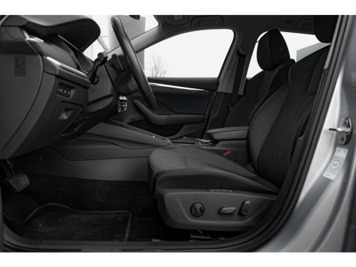 Skoda Octavia Combi 1.4 TSI iV PHEV Business Edition Plus | Carplay | Dodehoek detectie | Stoelverwarming voor ... ActivLease financial lease