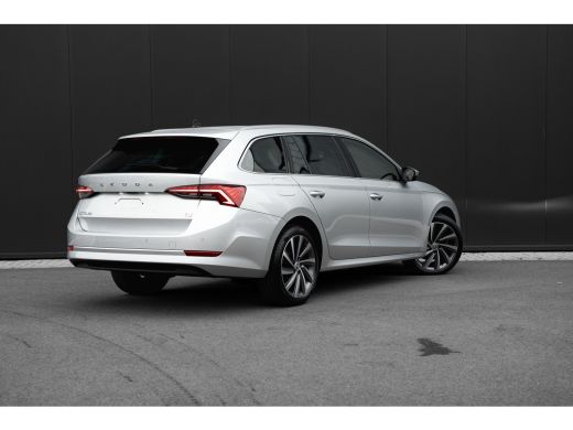 Skoda Octavia Combi 1.4 TSI iV PHEV Business Edition Plus | Carplay | Dodehoek detectie | Stoelverwarming voor ... ActivLease financial lease