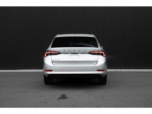 Skoda Octavia Combi 1.4 TSI iV PHEV Business Edition Plus | Carplay | Dodehoek detectie | Stoelverwarming voor ... ActivLease financial lease