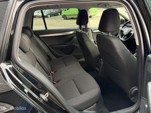 Skoda Octavia Combi 1.6 TDI Greentech Active EXPORTPRIJS ActivLease financial lease