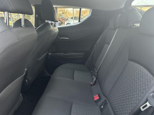 Toyota C-HR 1.8 Hybrid Dynamic ActivLease financial lease