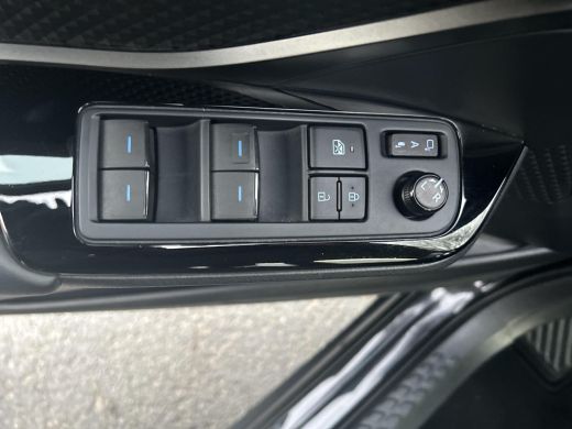 Toyota C-HR 1.8 Hybrid Dynamic ActivLease financial lease