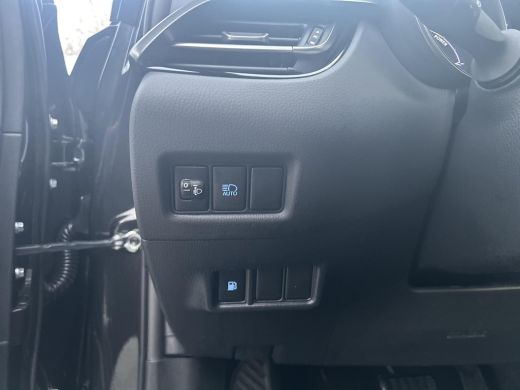 Toyota C-HR 1.8 Hybrid Dynamic ActivLease financial lease