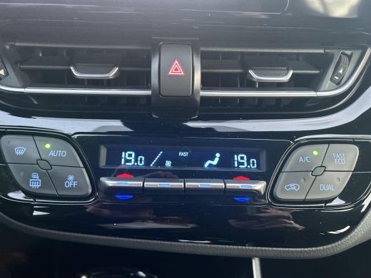 Toyota C-HR 1.8 Hybrid Dynamic ActivLease financial lease