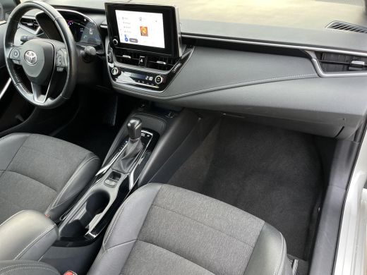 Toyota Corolla 1.8 Hybrid Executive | Navigatie | Elektrische achterklep | Stoel- + stuurverwarming | ActivLease financial lease