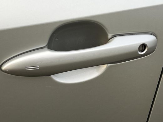 Toyota Corolla 1.8 Hybrid Executive | Navigatie | Elektrische achterklep | Stoel- + stuurverwarming | ActivLease financial lease