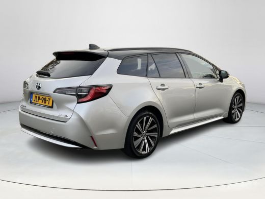 Toyota Corolla 1.8 Hybrid Executive | Navigatie | Elektrische achterklep | Stoel- + stuurverwarming | ActivLease financial lease