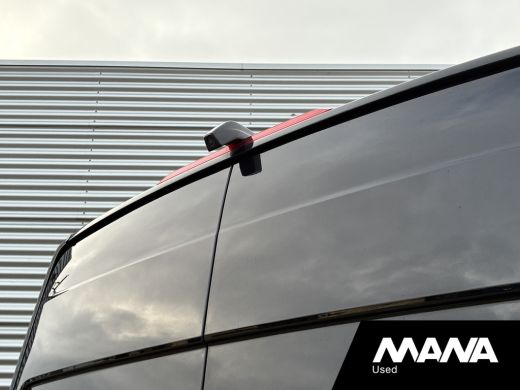 Volkswagen Crafter 35 2.0 TDI L3H3 Camera Trekhaak Standkachel Elektrische schuifdeur ActivLease financial lease