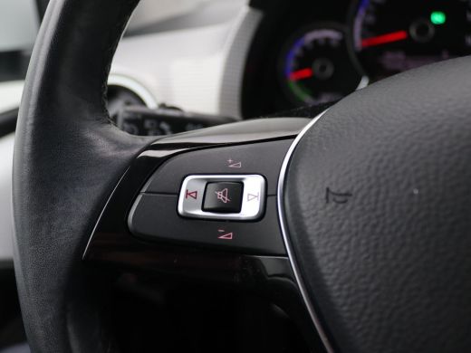 Volkswagen e-up! e-up! Style 260km range SOH 90%, Cruise, CCS, Stoel- en voorruitverwarming, achteruitrijcamera, P... ActivLease financial lease