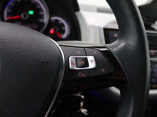 Volkswagen e-up! e-up! Style 260km range SOH 90%, Cruise, CCS, Stoel- en voorruitverwarming, achteruitrijcamera, P... ActivLease financial lease