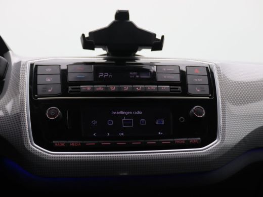 Volkswagen e-up! e-up! Style 260km range SOH 90%, Cruise, CCS, Stoel- en voorruitverwarming, achteruitrijcamera, P... ActivLease financial lease