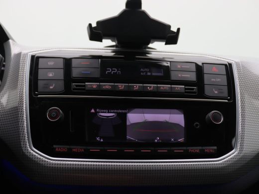 Volkswagen e-up! e-up! Style 260km range SOH 90%, Cruise, CCS, Stoel- en voorruitverwarming, achteruitrijcamera, P... ActivLease financial lease