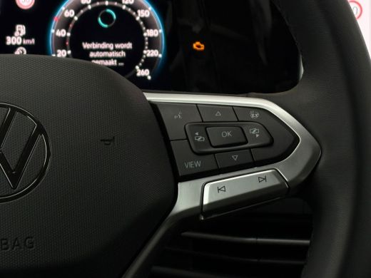 Volkswagen Golf 1.5 eHybrid Life Edition PHEV | Trekhaak | Winter en Multimedia pakket | ActivLease financial lease