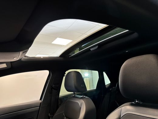 Volkswagen Polo 1.0 95pk TSI Highline Business R Panoramadak | Velgen 'Sebring',16 inch lichtmetaal | Executive p... ActivLease financial lease