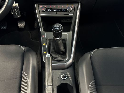 Volkswagen Polo 1.0 95pk TSI Highline Business R Panoramadak | Velgen 'Sebring',16 inch lichtmetaal | Executive p... ActivLease financial lease