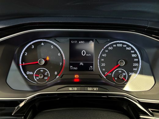 Volkswagen Polo 1.0 95pk TSI Highline Business R Panoramadak | Velgen 'Sebring',16 inch lichtmetaal | Executive p... ActivLease financial lease