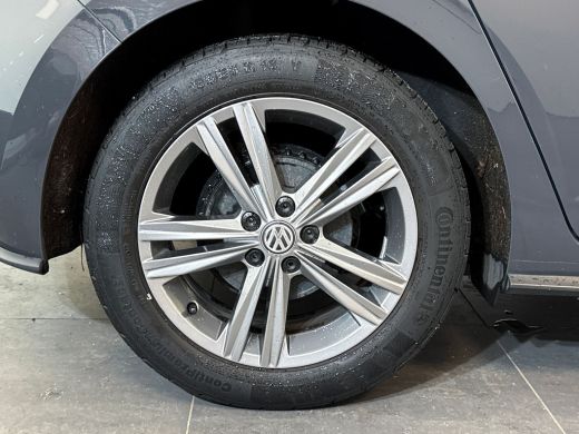 Volkswagen Polo 1.0 95pk TSI Highline Business R Panoramadak | Velgen 'Sebring',16 inch lichtmetaal | Executive p... ActivLease financial lease