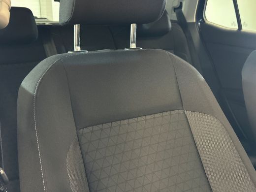 Volkswagen T-Cross 1.0 95pk TSI Life Adaptive Cruise Control | Parkeersensoren voor & achter | Getinte ramen achter ActivLease financial lease