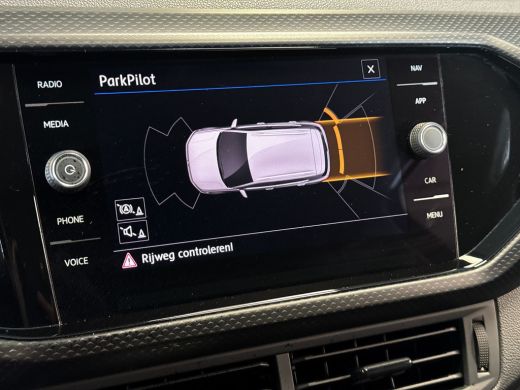 Volkswagen T-Cross 1.0 95pk TSI Life Adaptive Cruise Control | Parkeersensoren voor & achter | Getinte ramen achter ActivLease financial lease