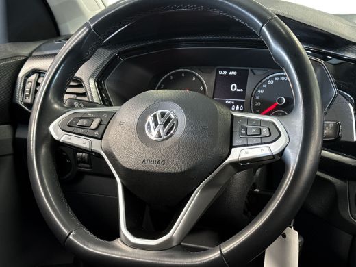 Volkswagen T-Cross 1.0 95pk TSI Life Adaptive Cruise Control | Parkeersensoren voor & achter | Getinte ramen achter ActivLease financial lease