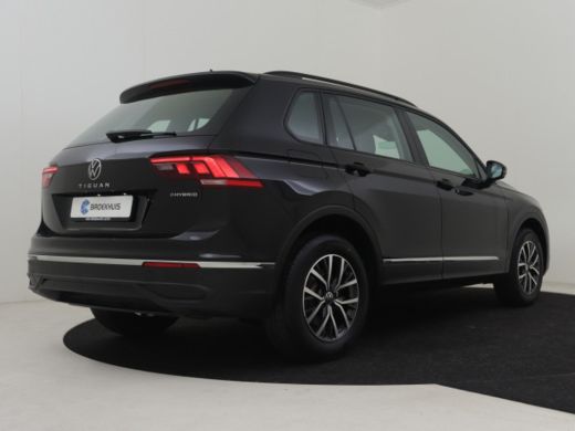 Volkswagen Tiguan 1.4 TSI eHybrid Life 245pk | Cruise control adaptief met Stop&Go | DAB ontvanger | Head-up display ActivLease financial lease