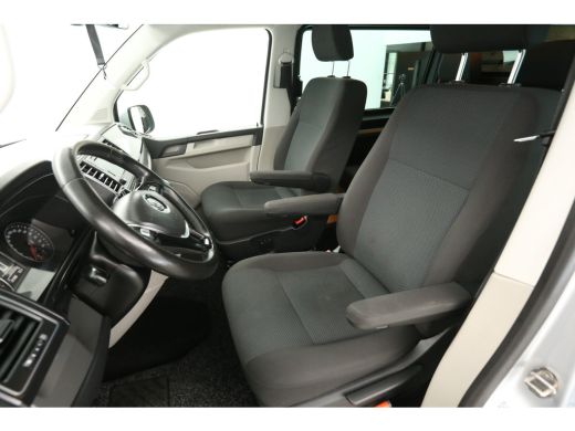 Volkswagen Transporter 2.0 TDI 150PK L2H1 | DC | Automaat | Airco | 2xSchuifdeur | ACC | Carplay | Trekh. | Navi | Parke... ActivLease financial lease