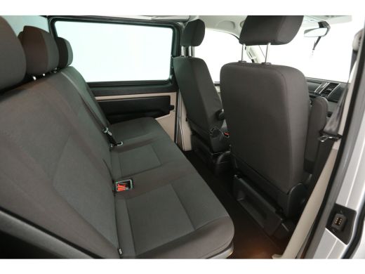 Volkswagen Transporter 2.0 TDI 150PK L2H1 | DC | Automaat | Airco | 2xSchuifdeur | ACC | Carplay | Trekh. | Navi | Parke... ActivLease financial lease