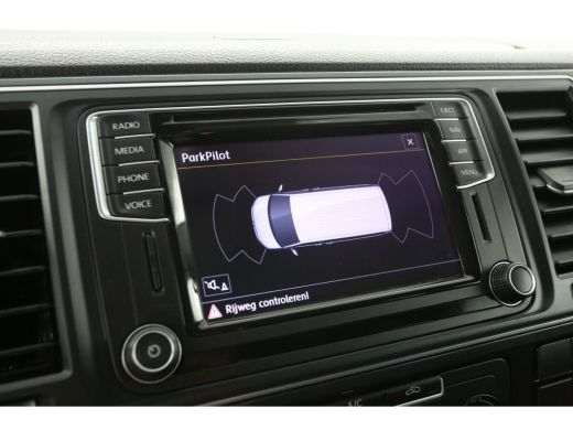 Volkswagen Transporter 2.0 TDI 150PK L2H1 | DC | Automaat | Airco | 2xSchuifdeur | ACC | Carplay | Trekh. | Navi | Parke... ActivLease financial lease