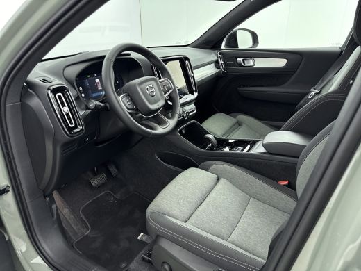Volvo  XC40 B4 Plus Dark | Trekhaak | Reserve wiel | BLIS | Adaptive Cruiscontrol | Verwarmbare voorruit | El... ActivLease financial lease