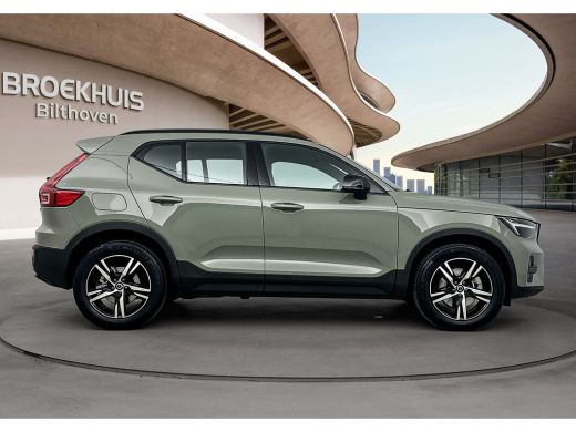 Volvo  XC40 B4 Plus Dark | Trekhaak | Reserve wiel | BLIS | Adaptive Cruiscontrol | Verwarmbare voorruit | El... ActivLease financial lease
