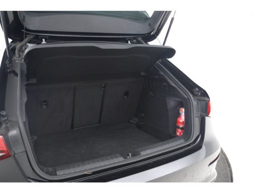 Audi A3 Sportback 30 TDI S edition Automaat, Virtual, Volleder, ActivLease financial lease