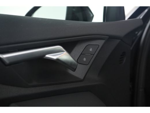 Audi A3 Sportback 30 TDI S edition Automaat, Virtual, Volleder, ActivLease financial lease