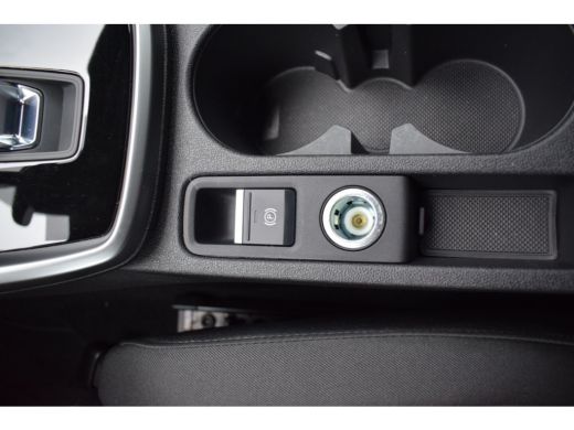 Audi A3 Sportback 35 TFSI 150PK BLACK EDITION | SPORTSTOEL | NAVIGATIE | ActivLease financial lease