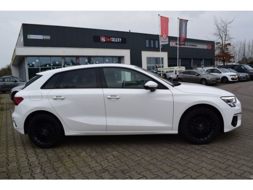 Audi A3 Sportback 35 TFSI 150PK BLACK EDITION | SPORTSTOEL | NAVIGATIE | ActivLease financial lease